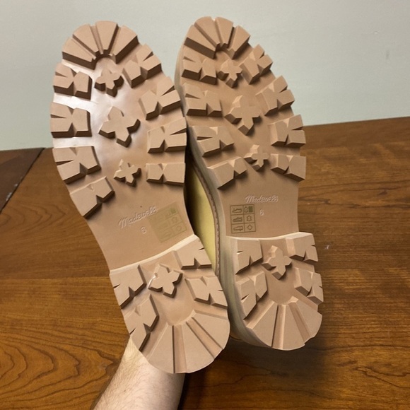 J Crew The Mariam Chelsea Boot in Leather NH947 - Picture 6 of 7